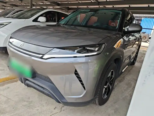 Фотография автомобиля — BYD Yuan UP