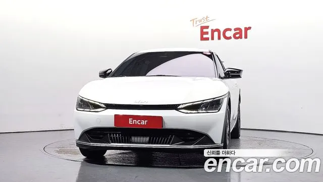 Kia EV6 — Фото автомобиля 2