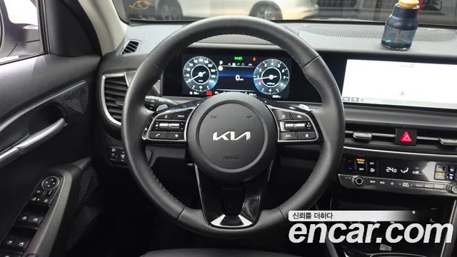 Kia Seltos New — Фото автомобиля 19