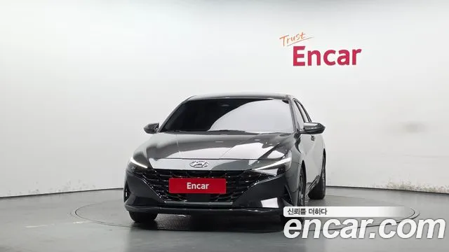 Hyundai Avante — Фото автомобиля 3