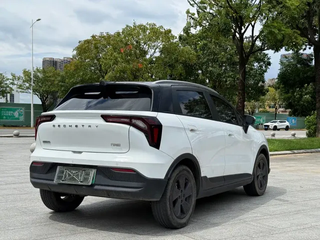 Geely Geometry E Firefly — Фото автомобиля 10