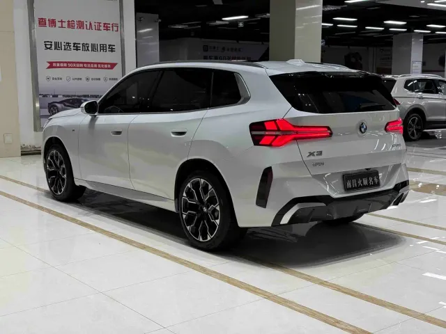 BMW X3 — Фото автомобиля 10