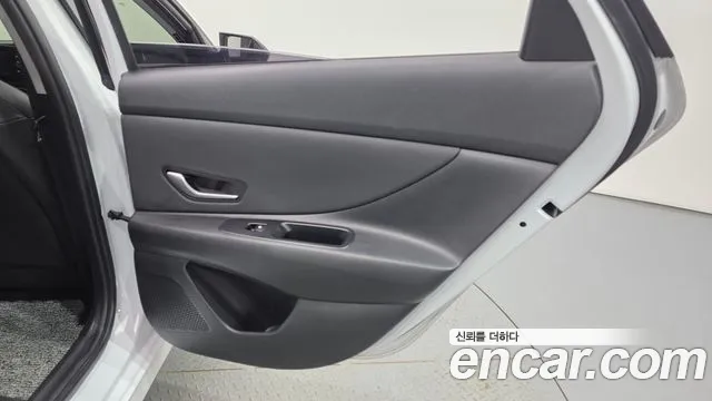 Hyundai Avante CN7 — Фото автомобиля 14