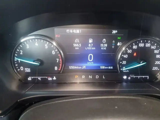 Ford Escape — Фото автомобиля 11