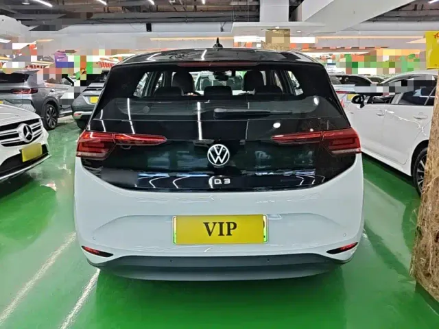 Volkswagen ID.3 — Фото автомобиля 5