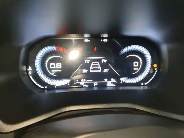 Geely Emgrand — Фото автомобиля 11