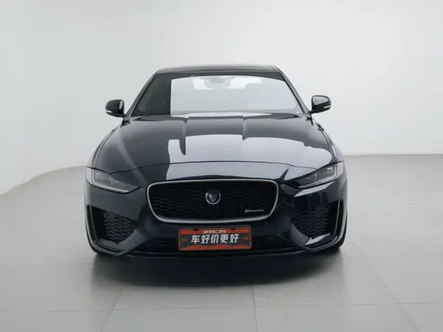 Jaguar XEL — Фото автомобиля 3