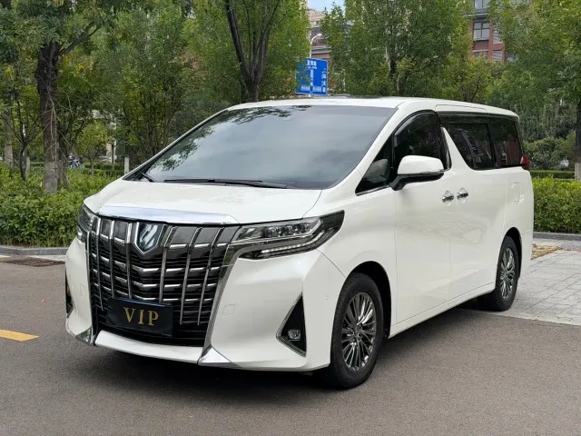 Фотография автомобиля — Toyota Alphard