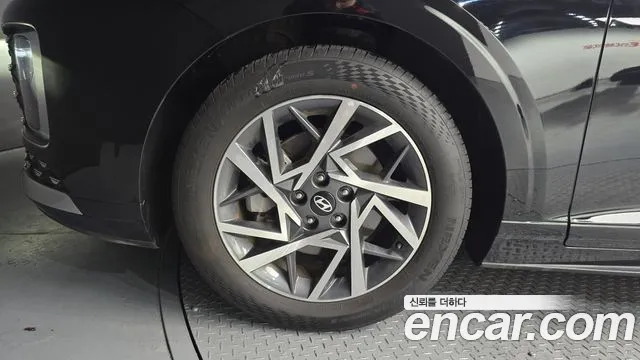 Hyundai Grandeur Grandeur (GN7) 2.5 Бензин 2WD — Фото автомобиля 5