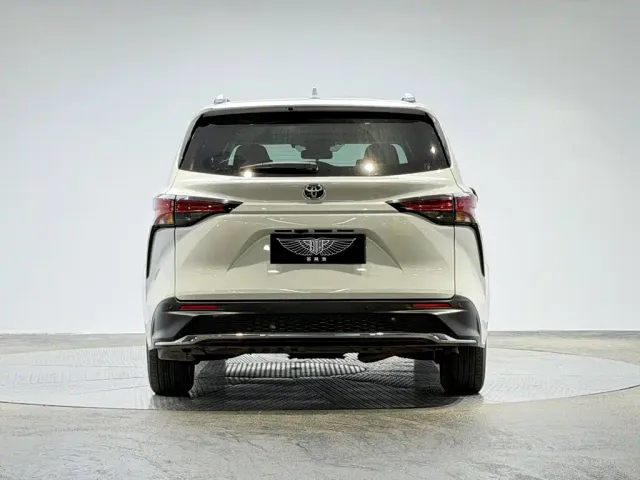 Toyota Granvia — Фото автомобиля 4