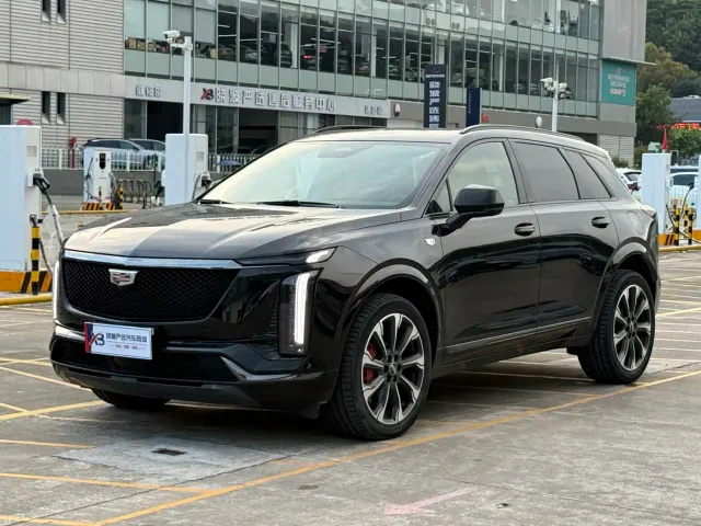 Фотография автомобиля — Cadillac XT5