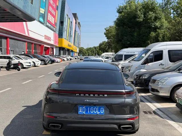 Porsche Panamera — Фото автомобиля 6