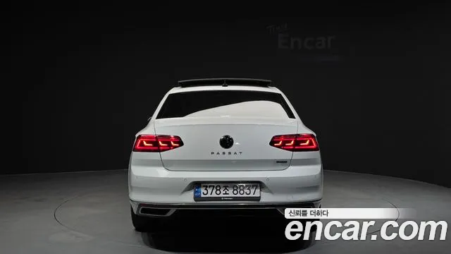 Volkswagen Passat Passat GT(B8) 2.0 TDI 4Motion Prestige — Фото автомобиля 4