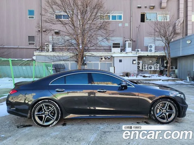 Mercedes-Benz CLS-Class — Фото автомобиля 4