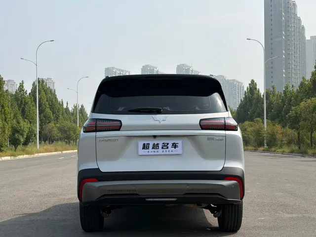 Wuling Starlight 560 — Фото автомобиля 5