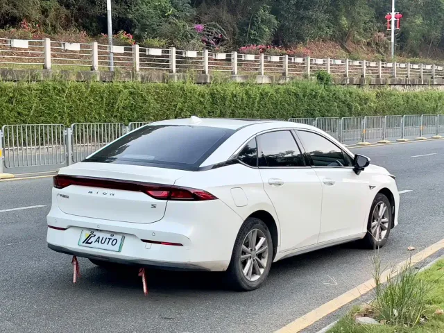 GAC Aion S — Фото автомобиля 7