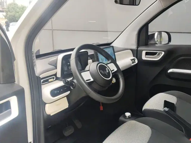 Wuling Hongguang Mini EV — Фото автомобиля 9