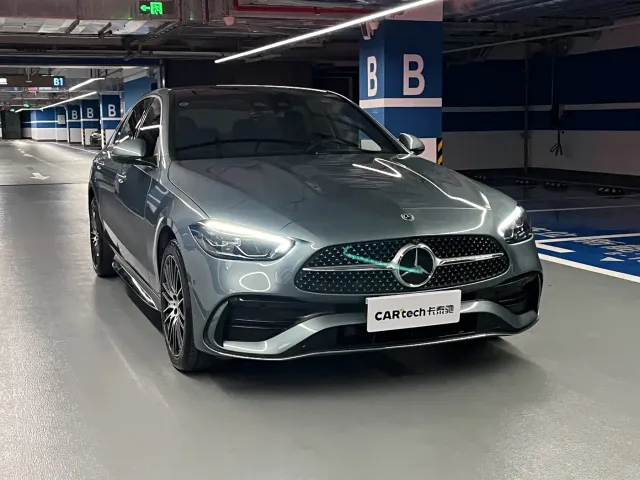 Mercedes-Benz C-Class — Фото автомобиля 3