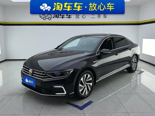 Фотография автомобиля — Volkswagen Magotan