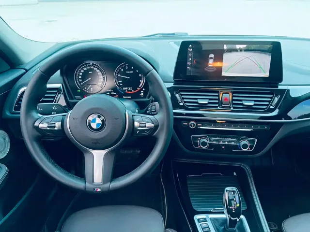 BMW 1 Series — Фото автомобиля 11