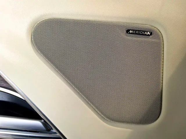 Land Rover Range Rover — Фото автомобиля 12