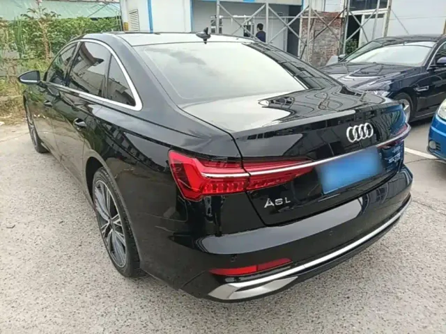 Audi A6L — Фото автомобиля 4