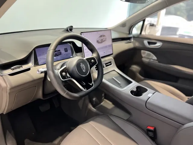 Shangjie Shangjie SUV — Фото автомобиля 7