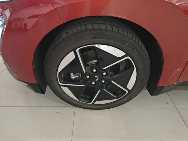 Wuling Starlight — Фото автомобиля 22
