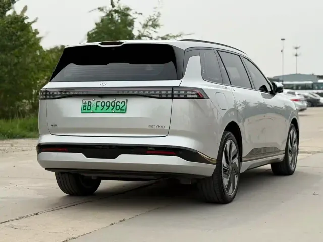 Dongfeng eπ 008 — Фото автомобиля 18