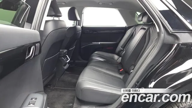 Hyundai Grandeur Grandeur (GN7) 2.5 Бензин 2WD — Фото автомобиля 7