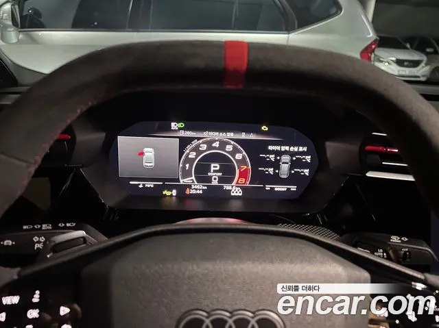 Audi RS3 — Фото автомобиля 11