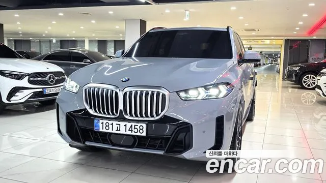 Фотография автомобиля — BMW X5