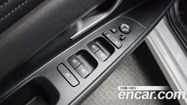 Hyundai Avante CN7 — Фото автомобиля 13