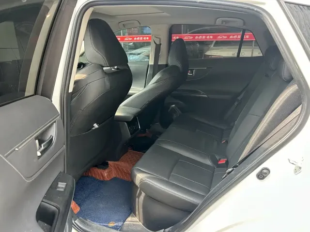 Toyota Harrier — Фото автомобиля 7
