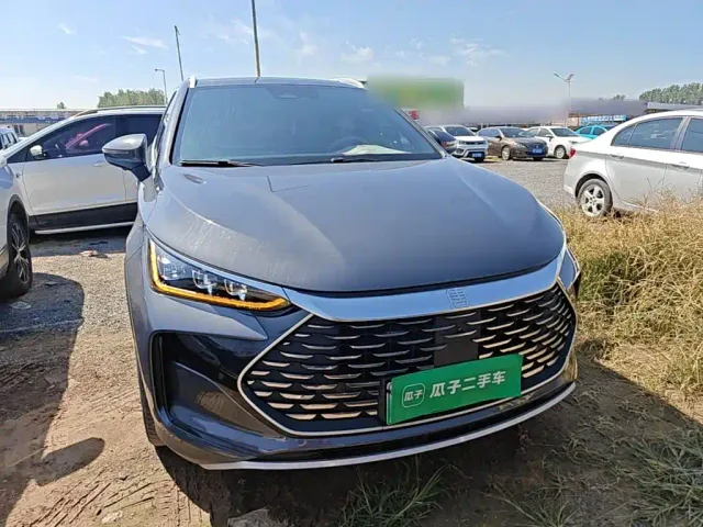 BYD Tang — Фото автомобиля 2