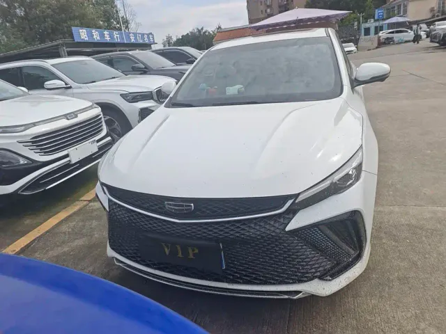 Geely Emgrand L — Фото автомобиля 2
