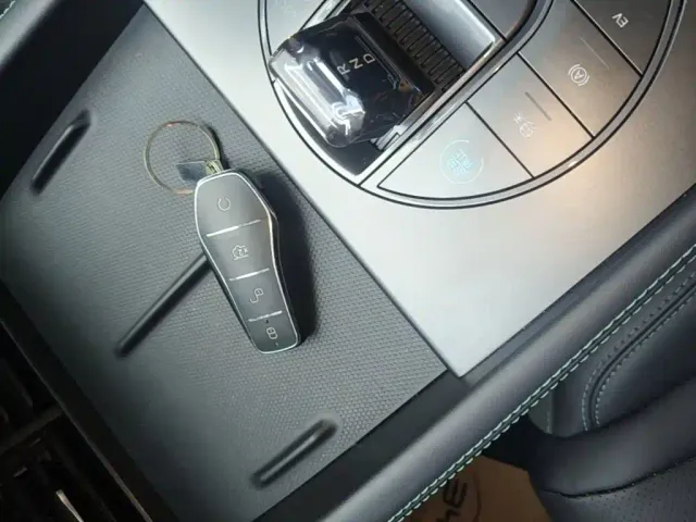 BYD Seal 06 — Фото автомобиля 8