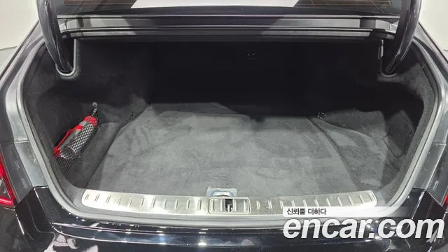 Genesis G90 Бензин 3.5 турбо AWD — Фото автомобиля 15