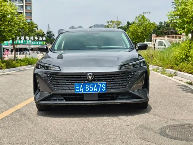 Changan Lamore — Фото автомобиля 2