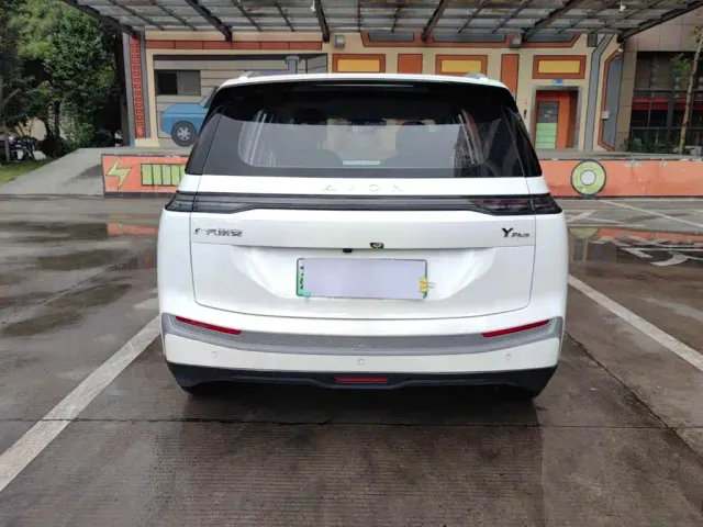 GAC Aion Y — Фото автомобиля 17