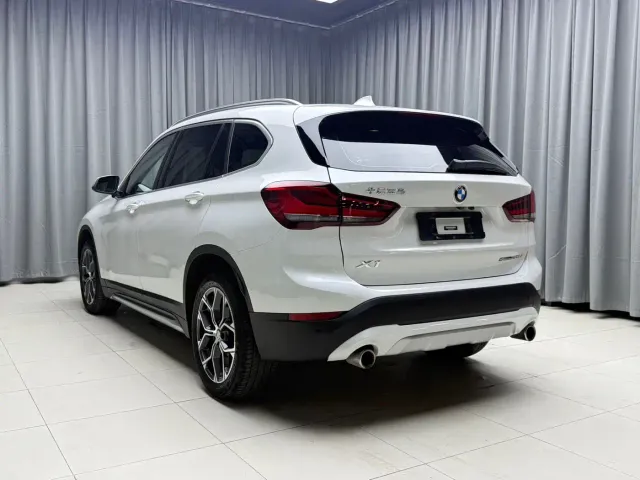 BMW X1 — Фото автомобиля 5