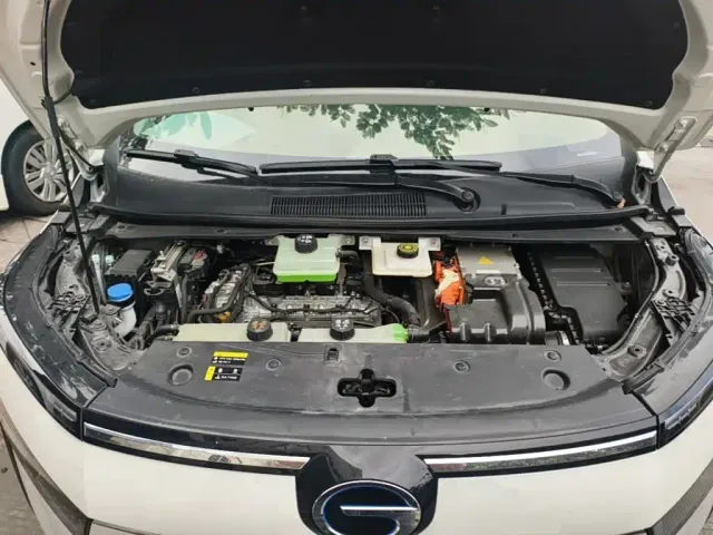 GAC Trumpchi E8 — Фото автомобиля 19