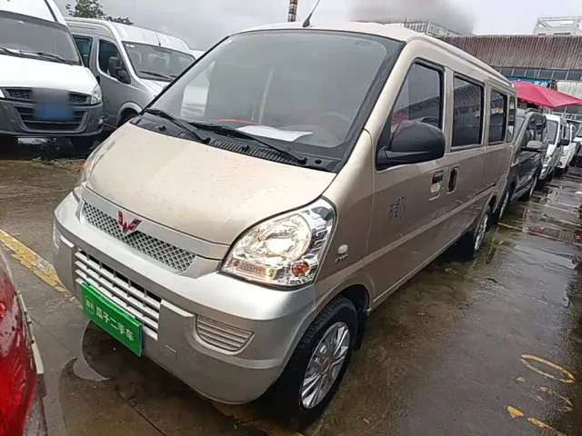 Фотография автомобиля — Wuling Rongguang