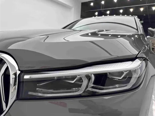 BMW 7 Series — Фото автомобиля 29