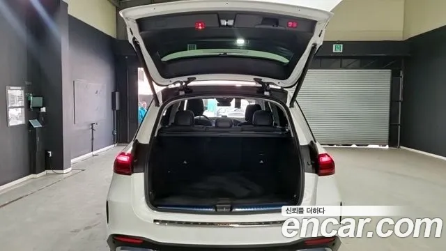 Mercedes-Benz GLE-Class — Фото автомобиля 8