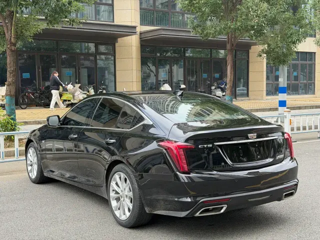 Cadillac CT5 — Фото автомобиля 10