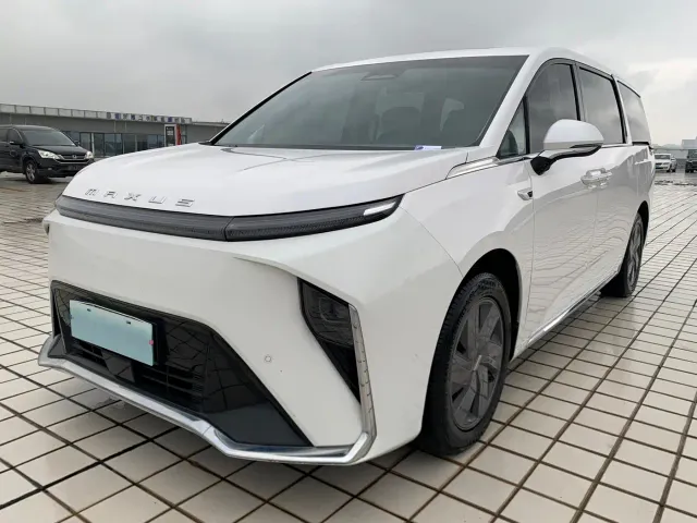 Фотография автомобиля — Maxus Dajia 9