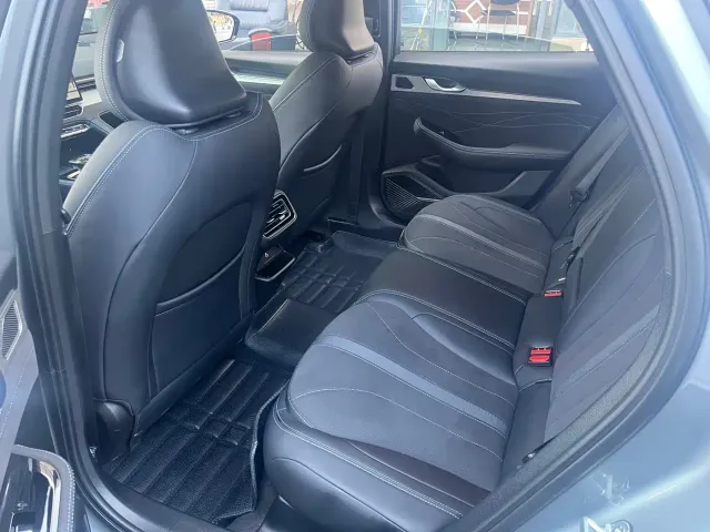 Geely Xingrui — Фото автомобиля 12