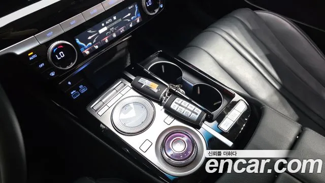 Genesis G80 Бензин 3.5 турбо AWD — Фото автомобиля 9