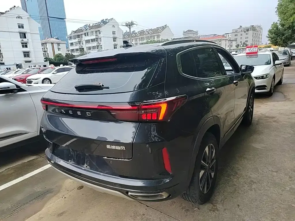 Exeed Exeed Windchaser 2022 Riding the Wind and Waves Edition 1.5T CVT Wind Rider — Фото автомобиля 6